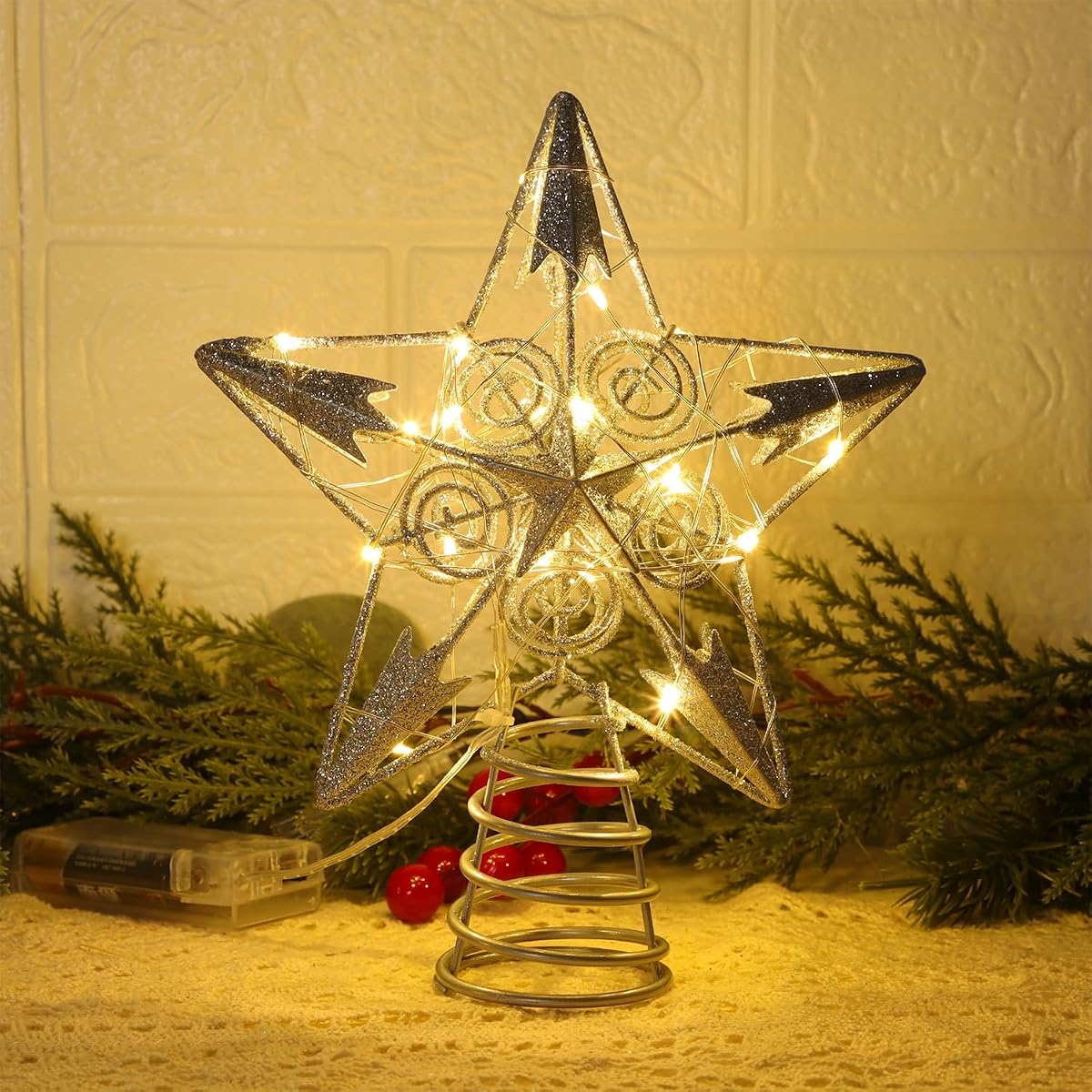 Juegoal Star Tree Topper with 20 LED Lights, Metal Silver Lighted Treetop Ornaments, Battery Powered Light Up Christmas Tree Decorations, 6.5 x 6.5 Inches - imagem de detalhe 4
