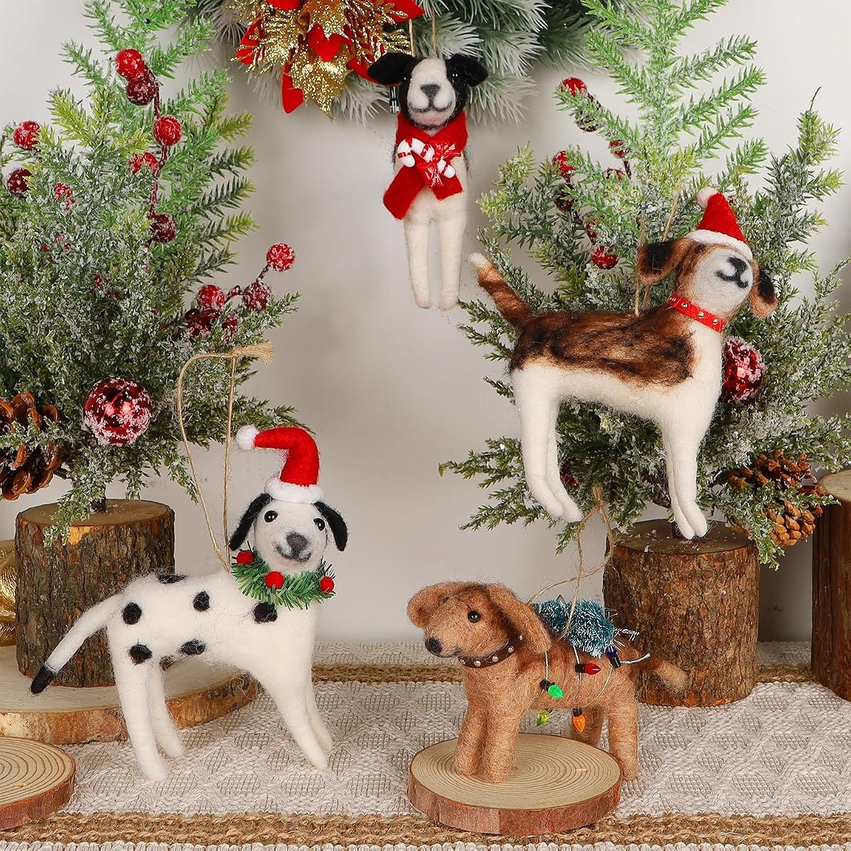 Juegoal Christmas Felt Dogs Ornaments Set of 4, Xmas Wool Puppy Hanging Decor, Felt Animal Crafts Woodland Cute Christmas Tree Wreath Decor for Home Party Supplies - imagem de detalhe 2