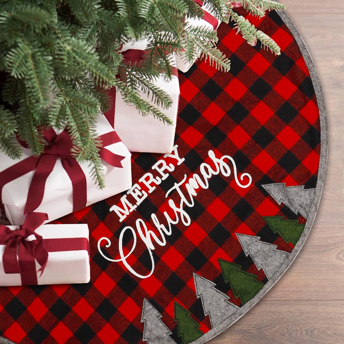 Juegoal 32 Inch Christmas Tree Skirt, Soft Red and Black Plaid Christmas Tree Mat for Xmas Party Decoration, Merry Christmas Base Cover for Christmas Tree Holiday Decor - imagem de detalhe 5